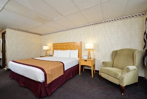 Howard Johnson By Wyndham West Yarmouth Cape Cod Εξωτερικό φωτογραφία